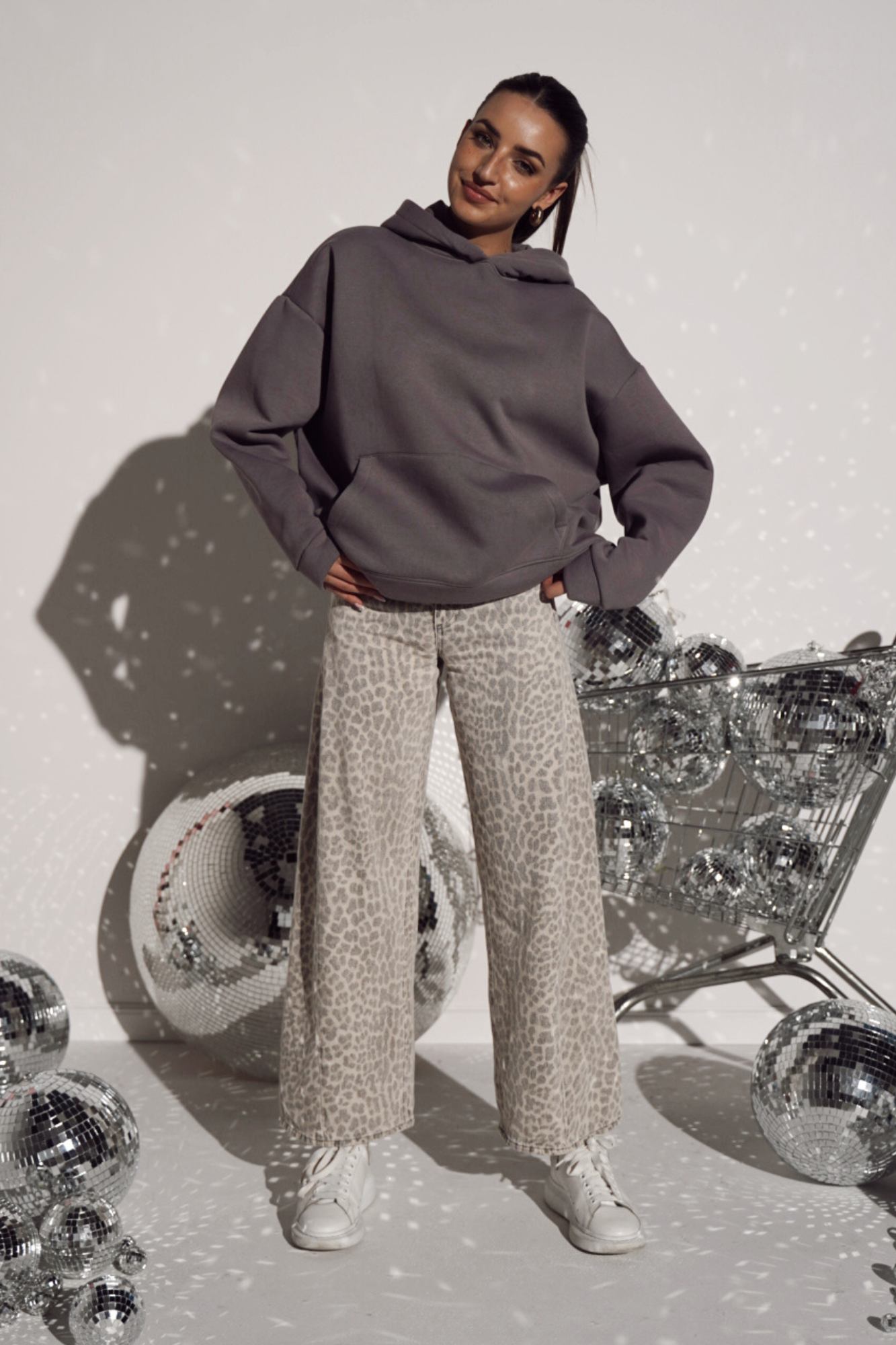 Bluza Loud Quiet Grey