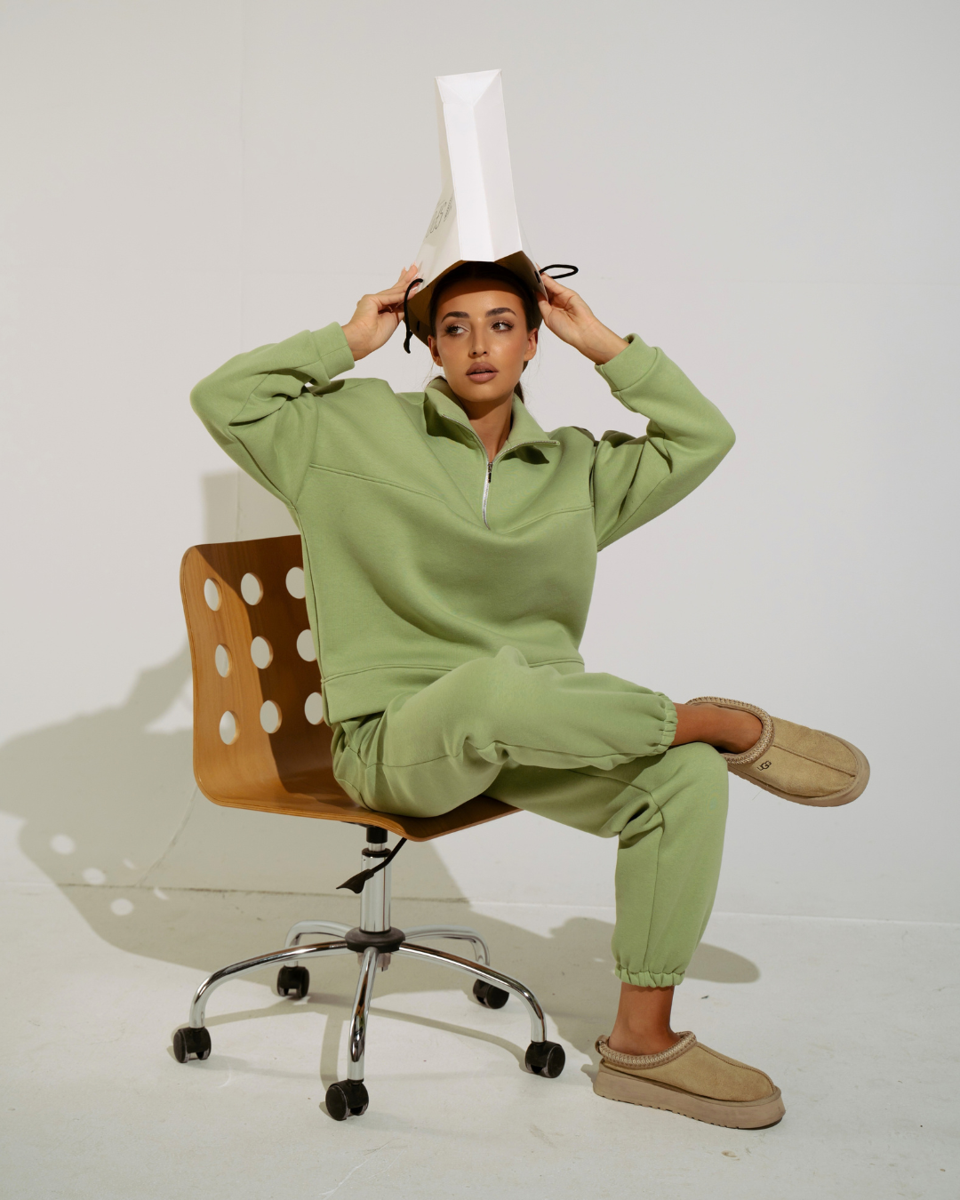 KOMPLET DRESOWY AMINA PISTACHIO