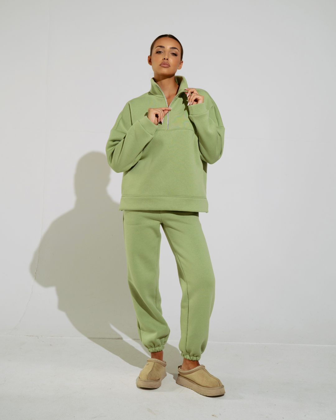 KOMPLET DRESOWY AMINA PISTACHIO