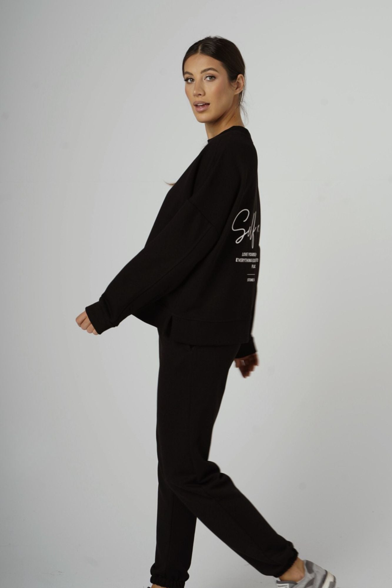 Cornelia Czarny - komplet dresowy diagonal