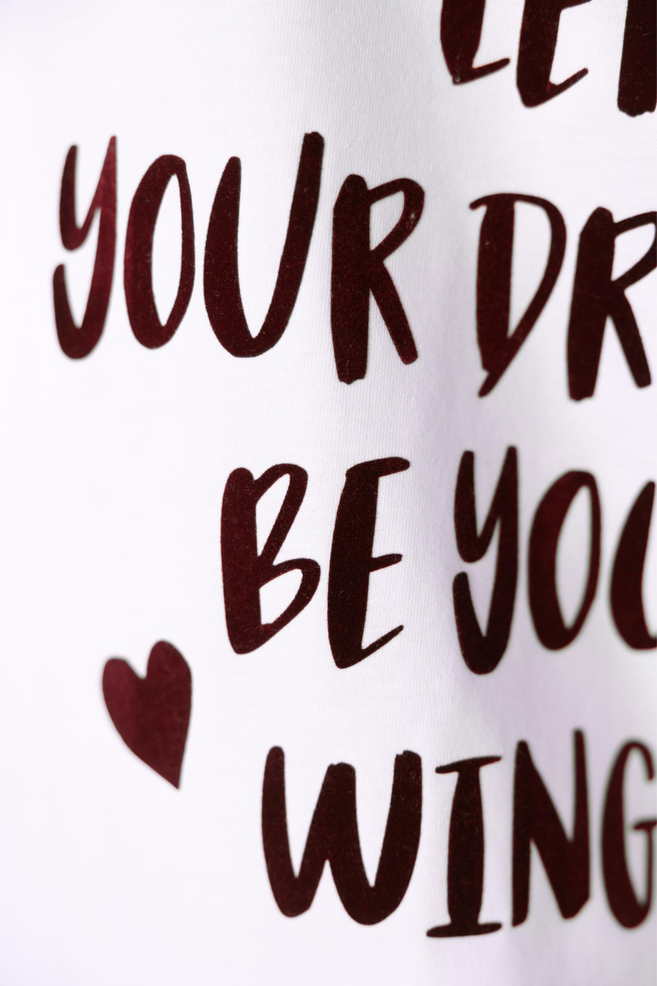 T-shirt Let Your Dreams (biała)