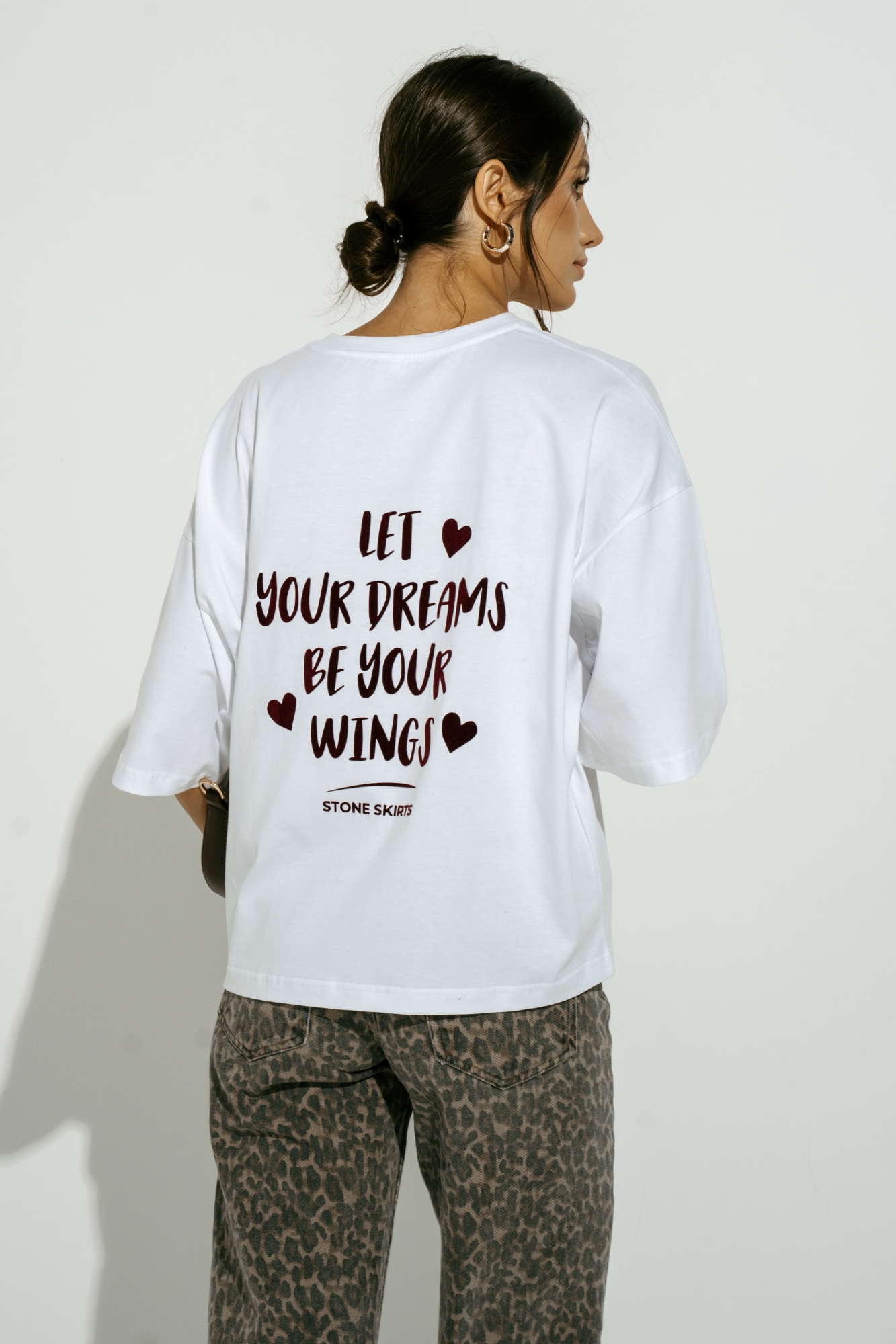 T-shirt Let Your Dreams - biała