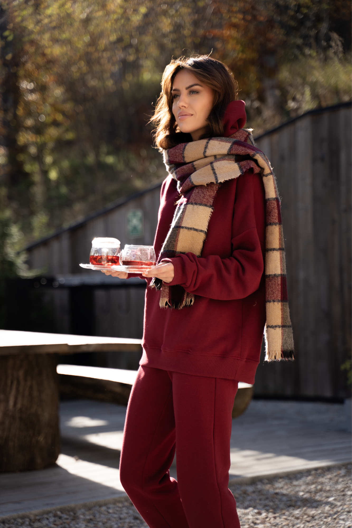 Lisa Wine - komplet dresowy