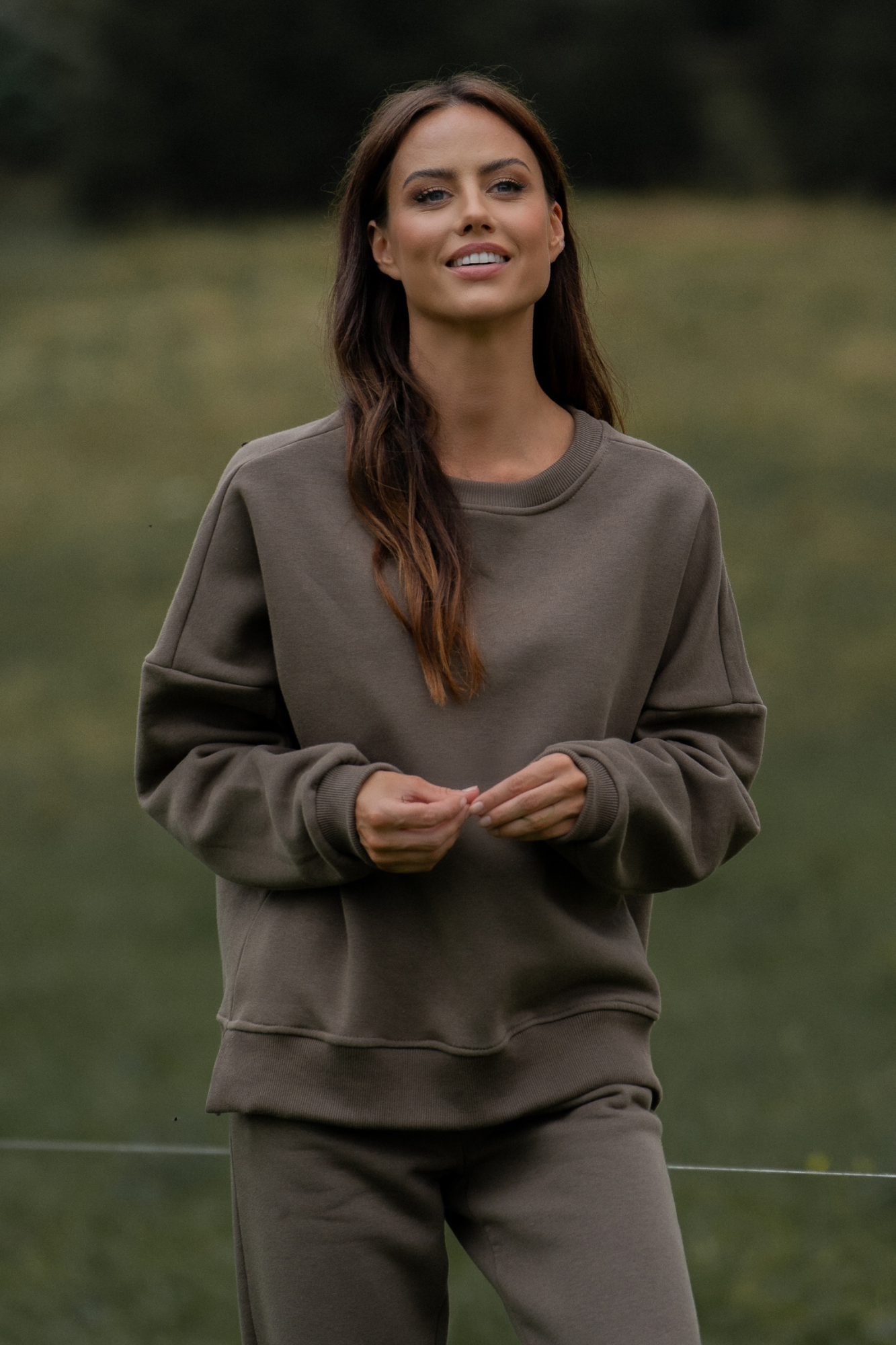 Cornelia Kakao - komplet dresowy g320