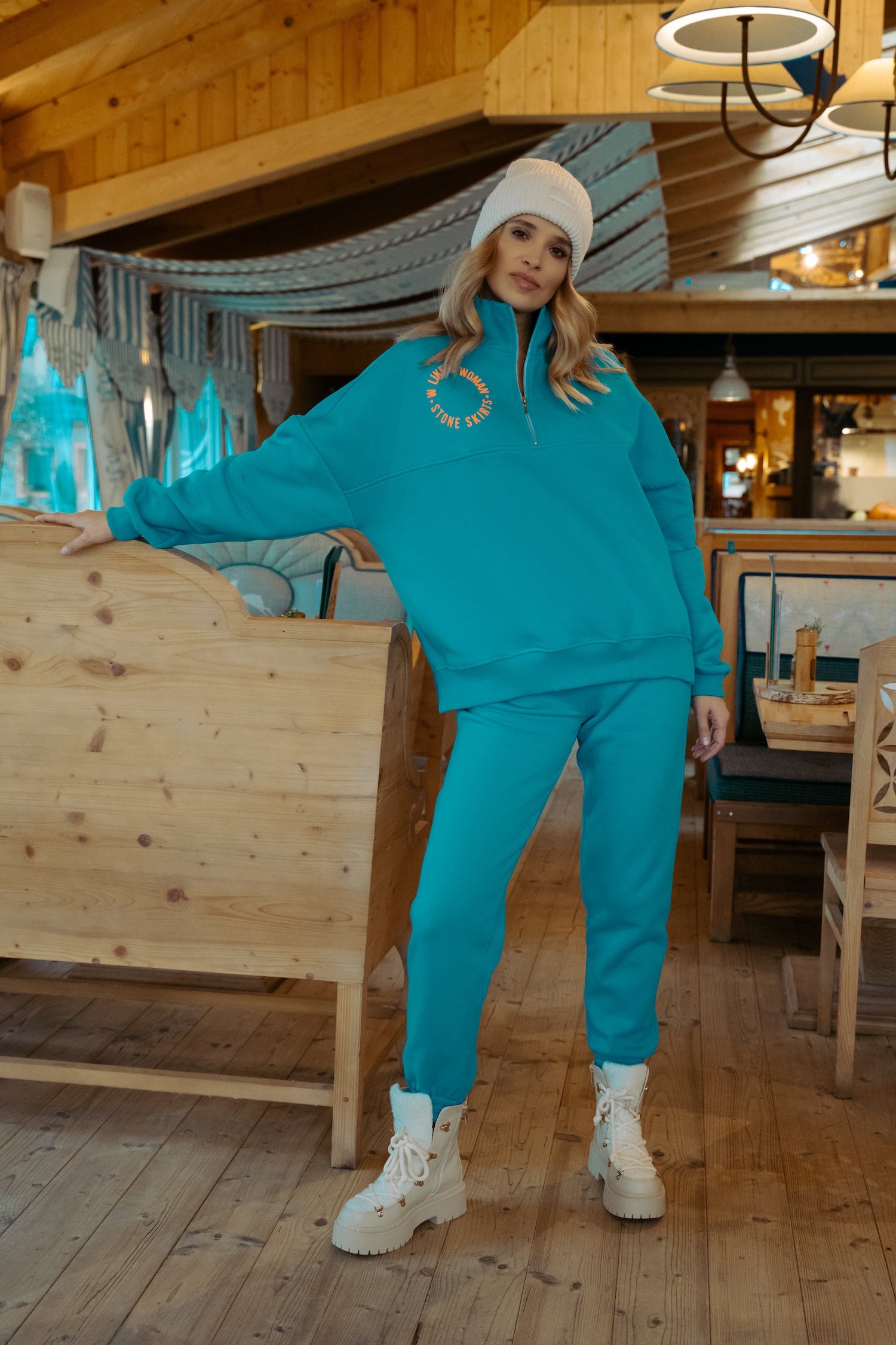 Komplet dresowy Amina Blue