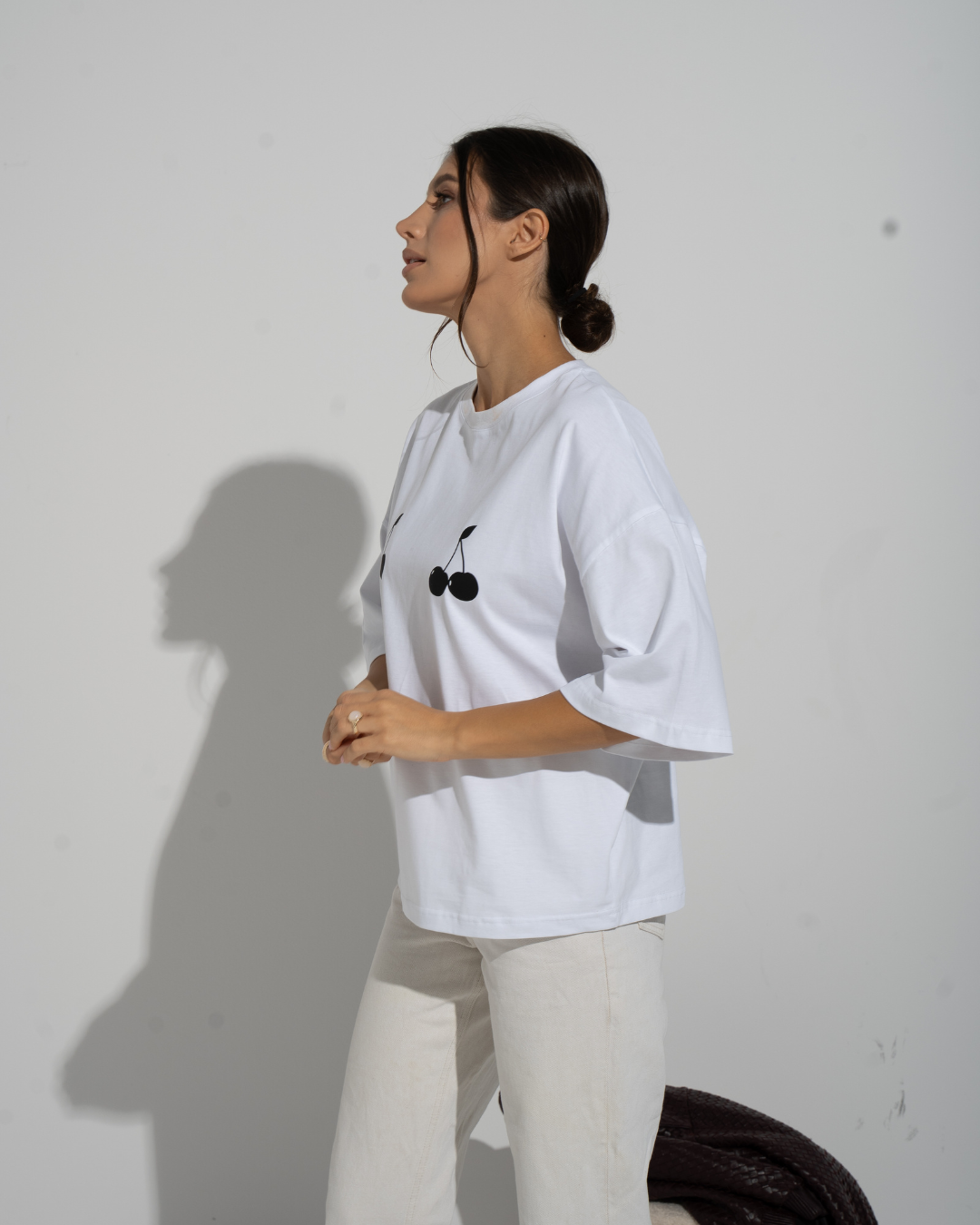 T-shirt Cherry - biała