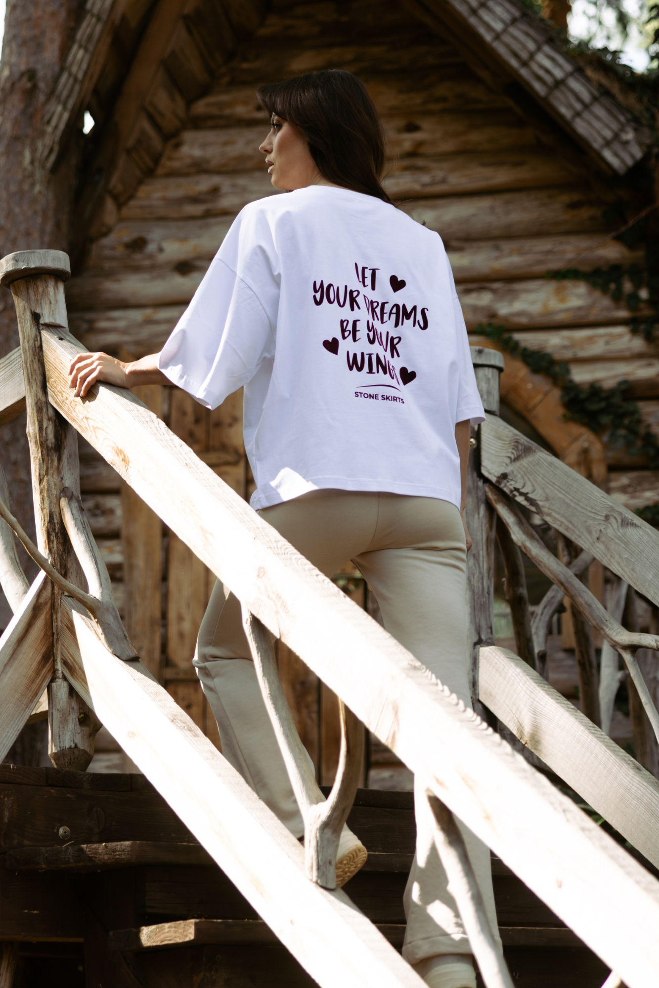 T-shirt Let Your Dreams (biała)