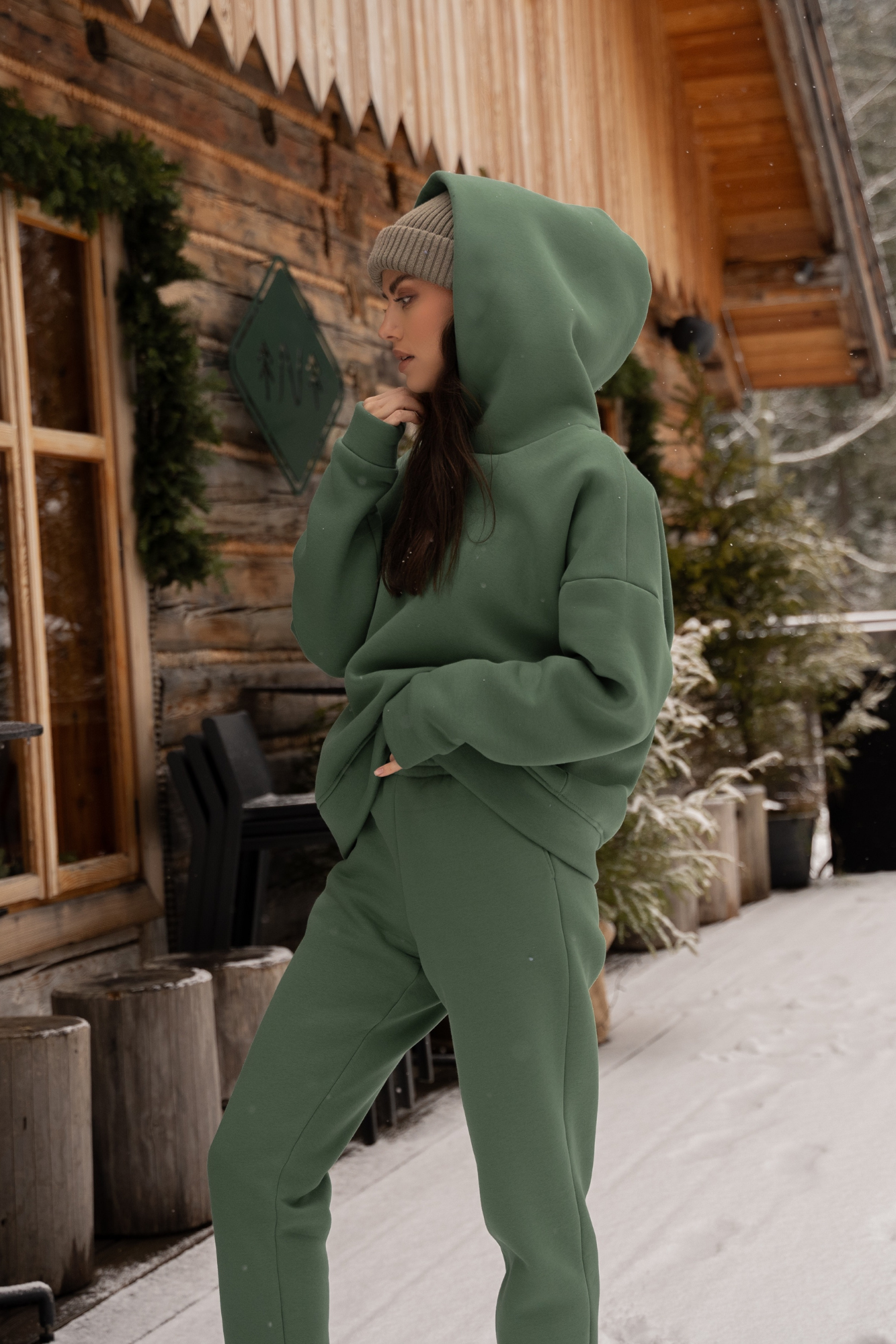 Lisa Retro Green - g320 tracksuit set