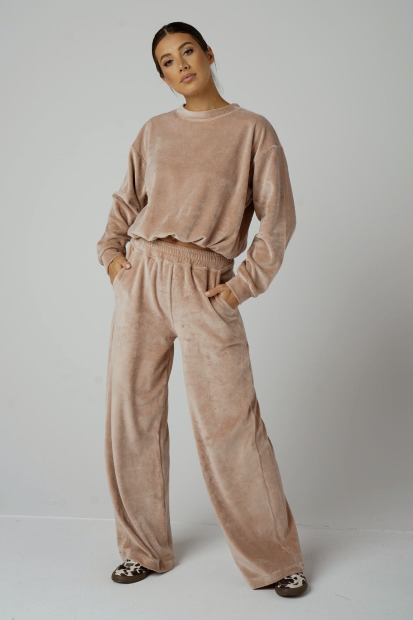 Cristin Cream komplet welurowy