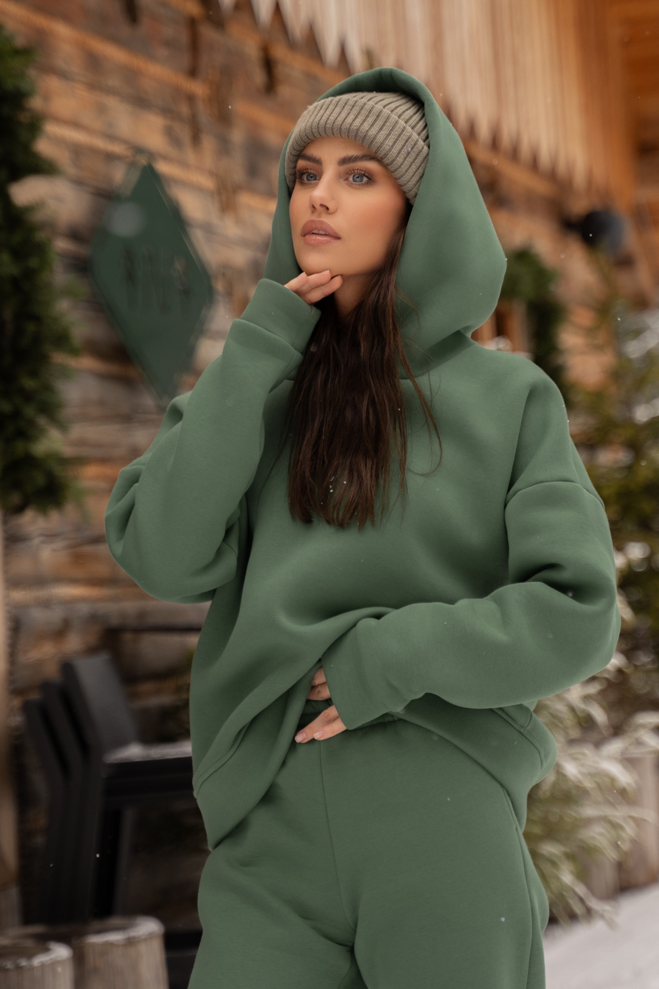 Lisa Retro Green - g320 tracksuit set