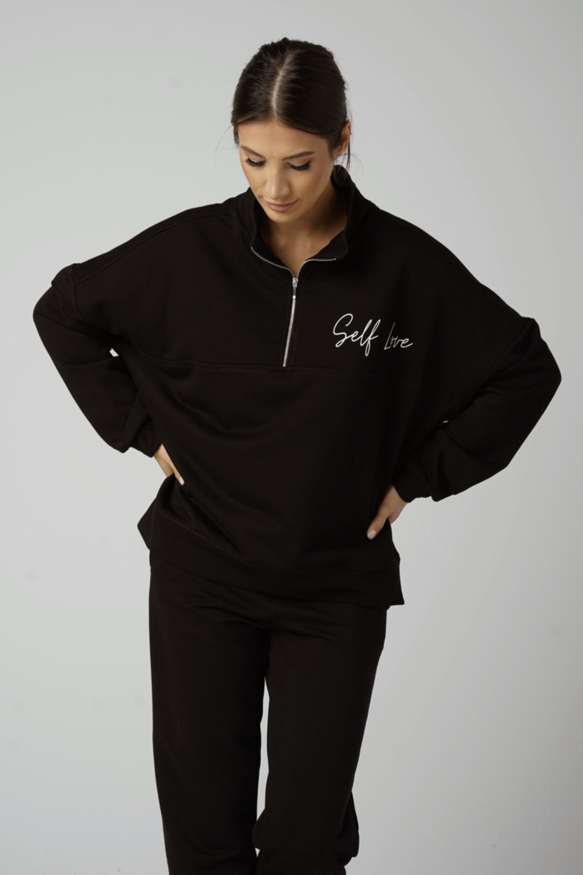 Amina Czarny komplet dresowy diagonal