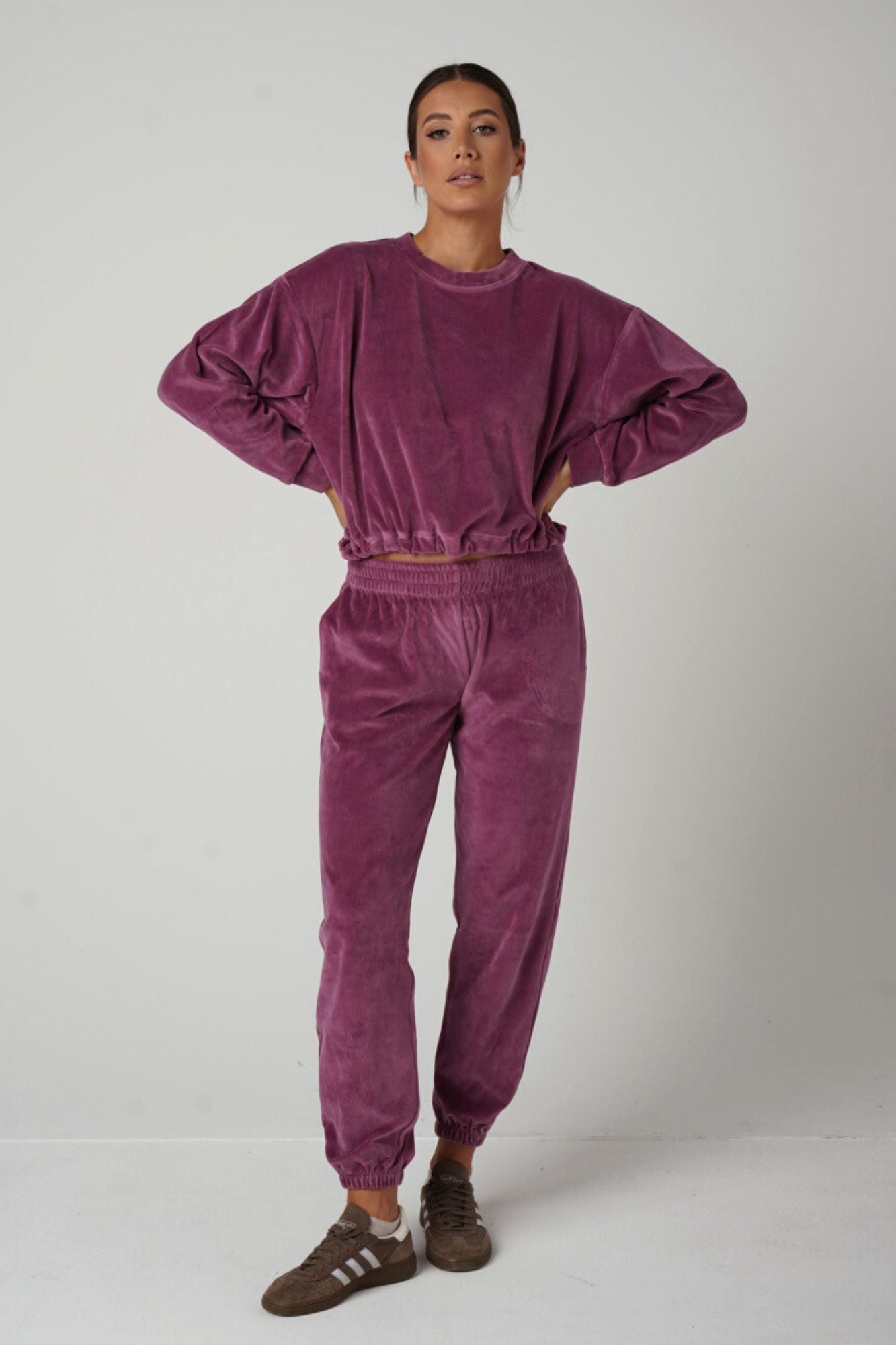 Adeje Dark Violet komplet welurowy