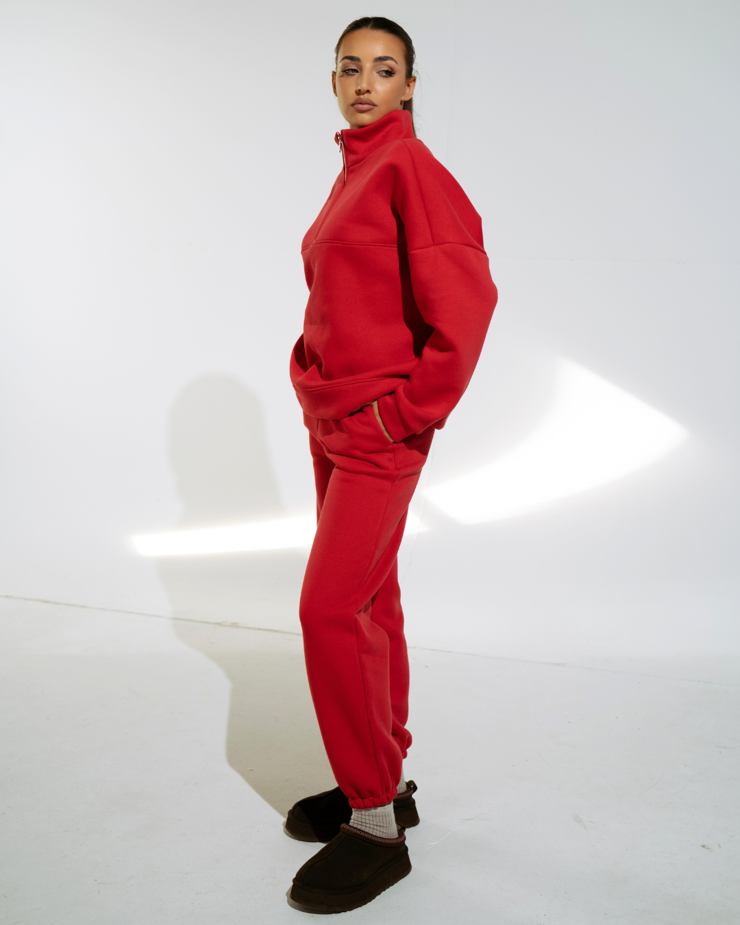 KOMPLET DRESOWY AMINA RED