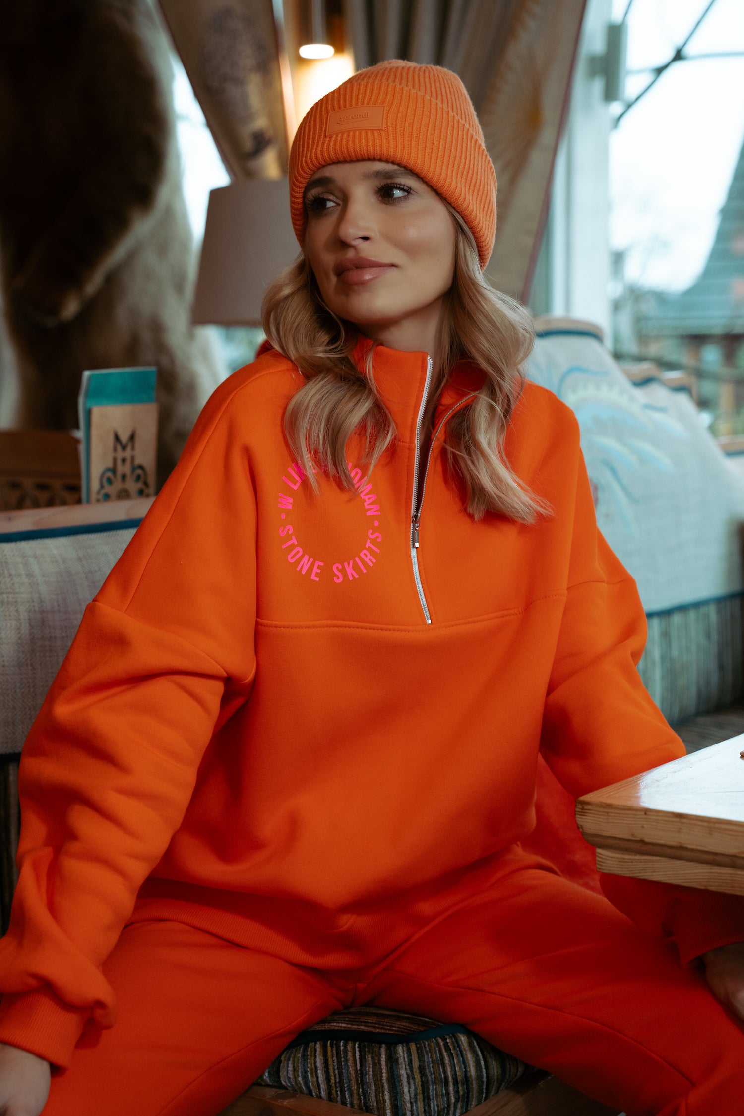 Amina Orange sportinio kostiumo komplektas