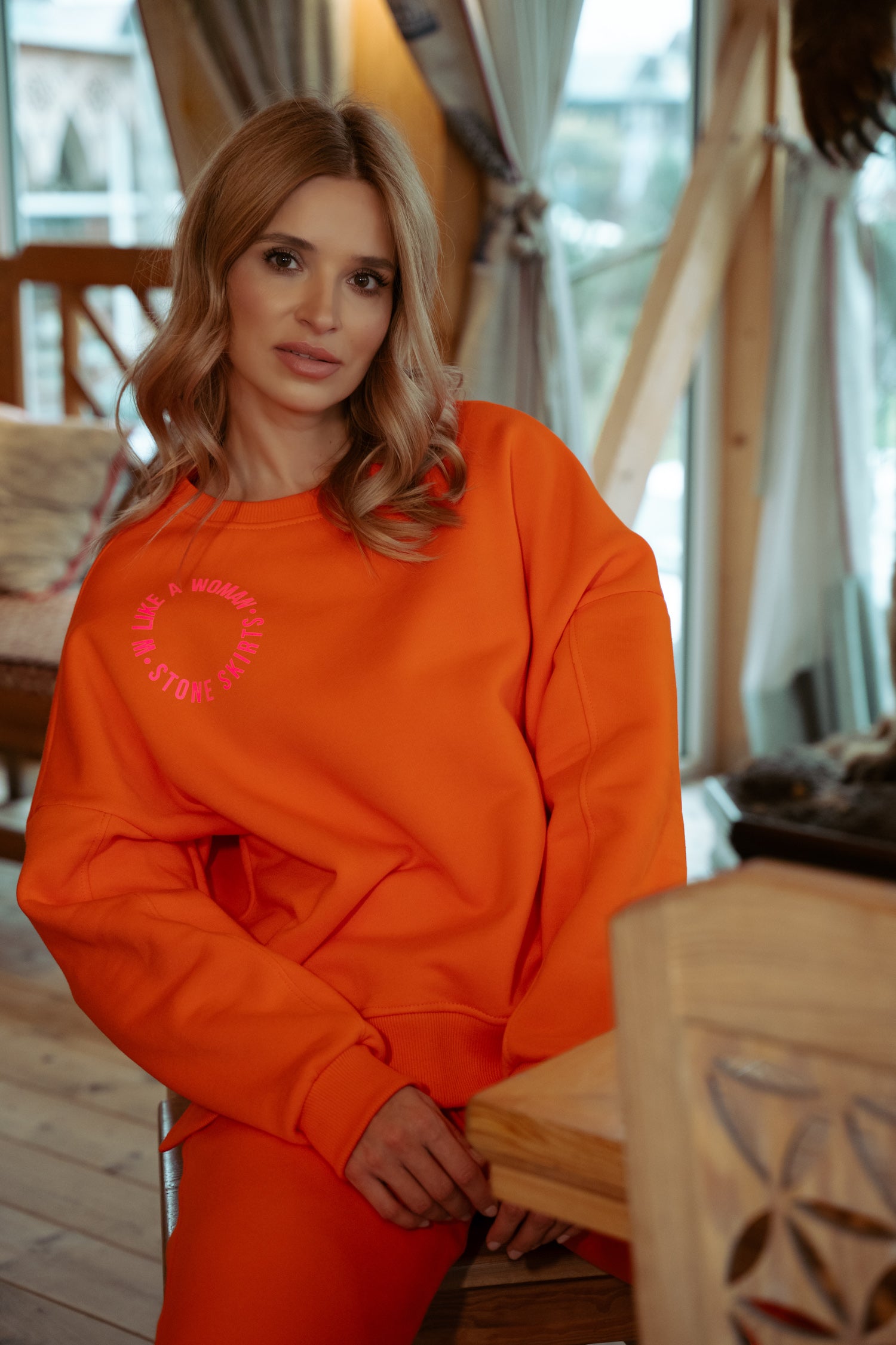 Cornelia Orange sportinio kostiumo komplektas