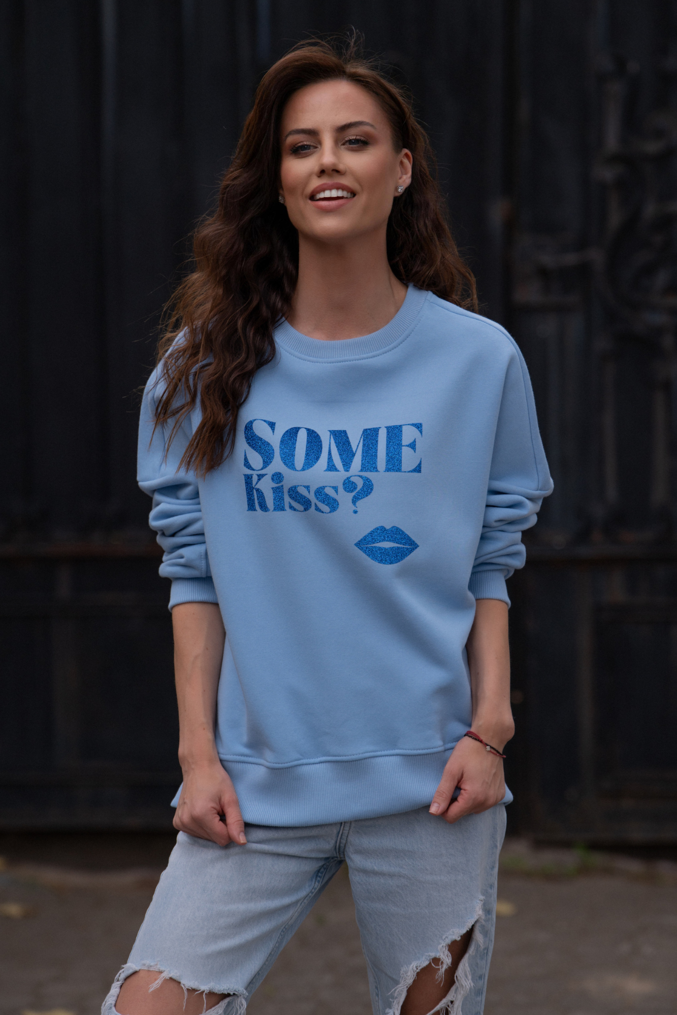 Cornelia Kiss Blaues Sweatshirt